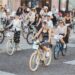 SkirtBike Botoșani ajunge la ediția a X-a. „La Vie en Rouge” colorează orașul în roșu