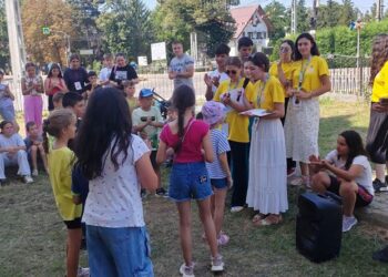 Tabără pentru copii și tineri la Parohia „Sf. Nicolae” din Mășcăteni