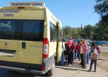 Bogdan Suruciuc: „Costul cu transportul elevilor din Botoșani s-a triplat într-un an”