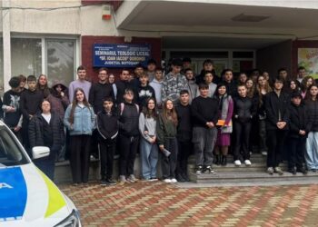 Educația rutieră, lecție de responsabilitate pentru elevii Seminarului Teologic din Dorohoi
