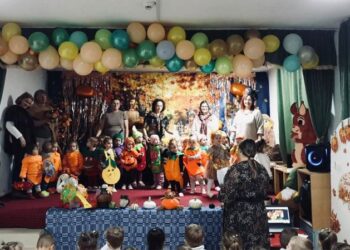 „A ruginit frunza din vii!”, ediția a X-a – creativitate și sensibilitate artistică la Grădinița Nr. 23 din Botoșani