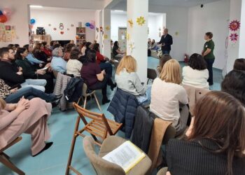 Peste 60 de asistenți sociali din Botoșani au participat la un atelier dedicat consolidării competențelor profesionale