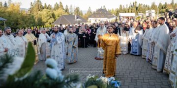 Mănăstirea „Maica Domnului Grabnic Ascultătoare” din Vicovu de Jos și-a sărbătorit hramul prin Liturghie arhierească