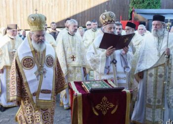 O biserică din județul Iași a primit veșmântul sfințirii