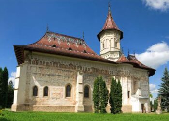 Programul de slujbe la Catedrala Arhiepiscopală din Suceava, începând cu 7 octombrie 2026