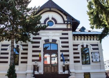 Centrul Județean de Excelență Botoșani își începe activitatea. Prima întâlnire cu elevii, pe 10 octombrie