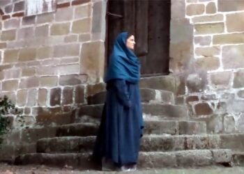 O cruce în pustie – Film subtitrat în limba română despre Sfânta Cuvioasă Parascheva de la Iași