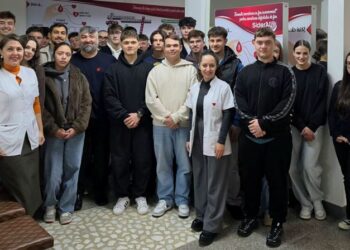 „Salvează o viață!” – Elevii Liceului „Regina Maria” din Dorohoi au donat sânge